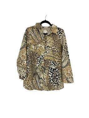 Chicos Blouse Womens Size 1 US M Animal Print No Iron Buttondown Long Sleeve